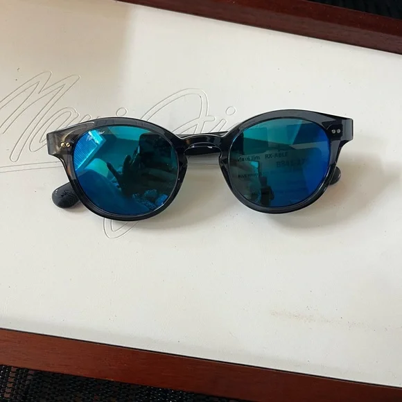 Maui Jim | Accessories | Authentic Maui Jim Sunglasses  display picture 3